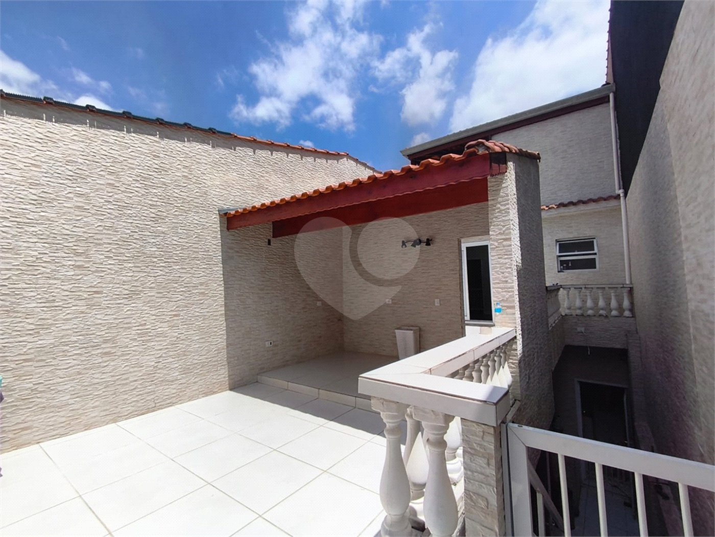 Casa à venda com 4 quartos, sendo 3 suítes, em Jardim Brasil (zona Norte), São Paulo, SP
