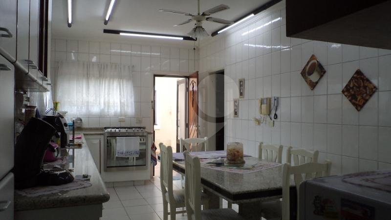 Casa térrea com 3 quartos em bolsão residencial City Campo Grande em São Paulo - SP
