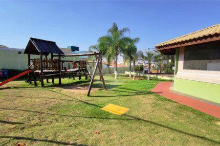 Casa à venda com 3 suítes no condomínio Horto Florestal I, Sorocaba - SP