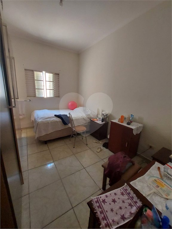 Sobrado à venda com 3 quartos, sendo 2 suítes, em Jardim Alvinópolis, Atibaia, SP