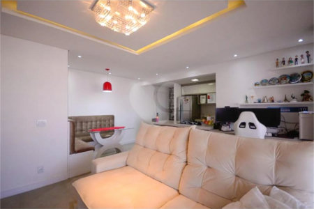 Apartamento à venda com 2 quartos, sendo 1 suíte, em Vila Brasílio Machado, São Paulo, SP