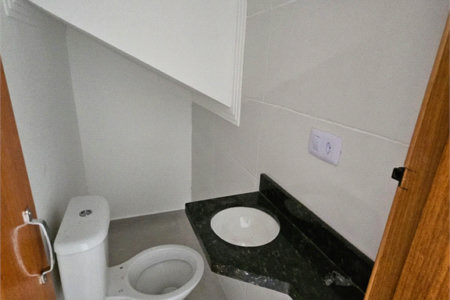 Sobrado à venda com 2 quartos em Maracanã, Praia Grande, SP