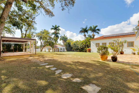Casa à venda com 4 suítes em Chácara Flora, São Paulo, SP