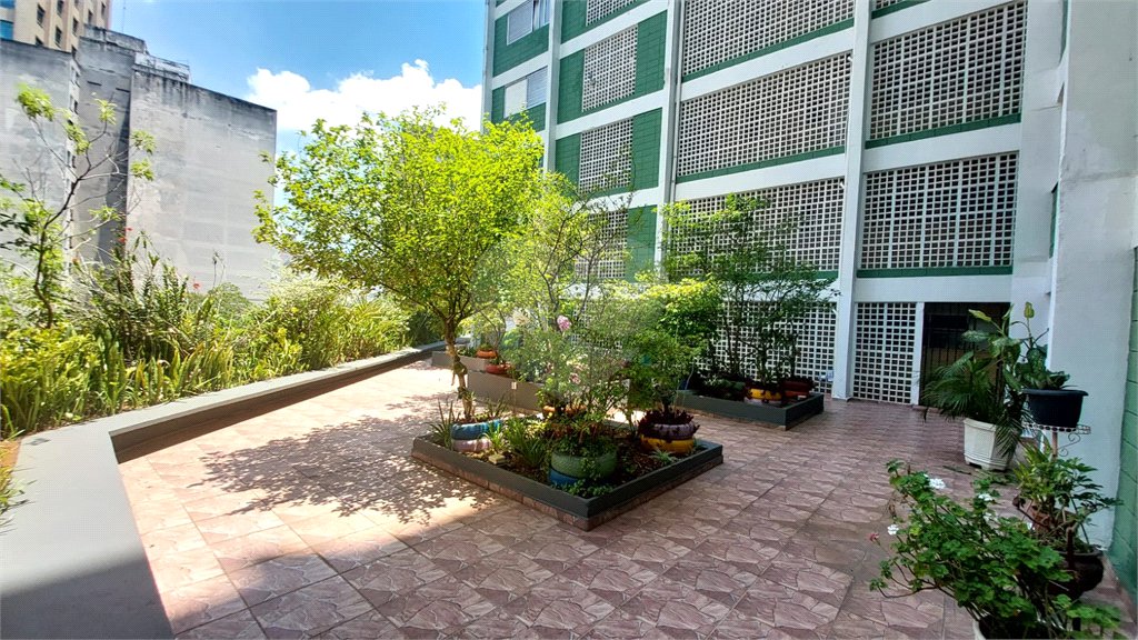 Apartamento à venda com 2 quartos em Sé, São Paulo, SP