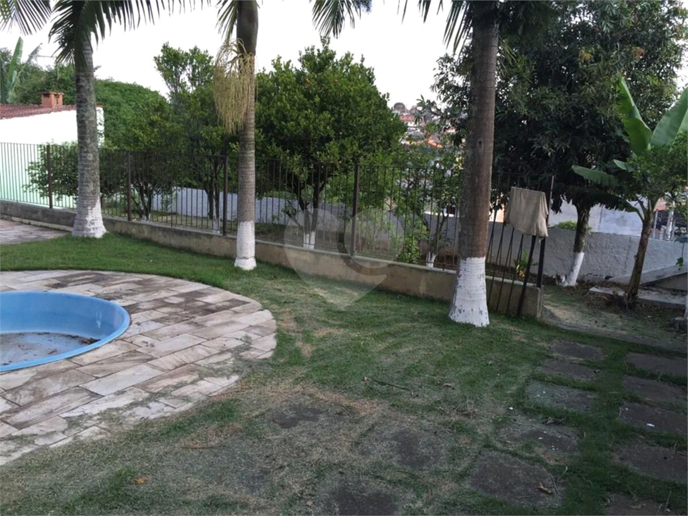 Casa à venda com 4 quartos, sendo 2 suítes,  em Vila Oliveira, Mogi das Cruzes, SP