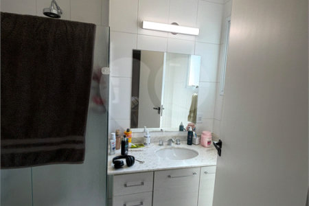 Casa à venda com 4 suítes no condomínio Jardim das Palmeiras, Vinhedo - SP