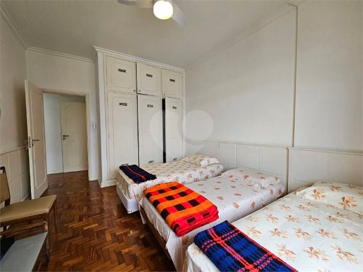 Apartamento à venda com 4 quartos em Pitangueiras, Guarujá, SP