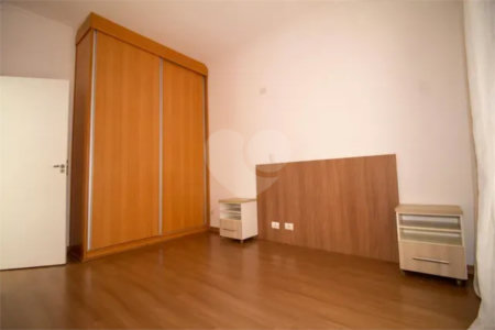 Casa à venda com 4 quartos, sendo 3 suítes,  no condomínio Altos da Serra Vi, São José dos Campos - SP