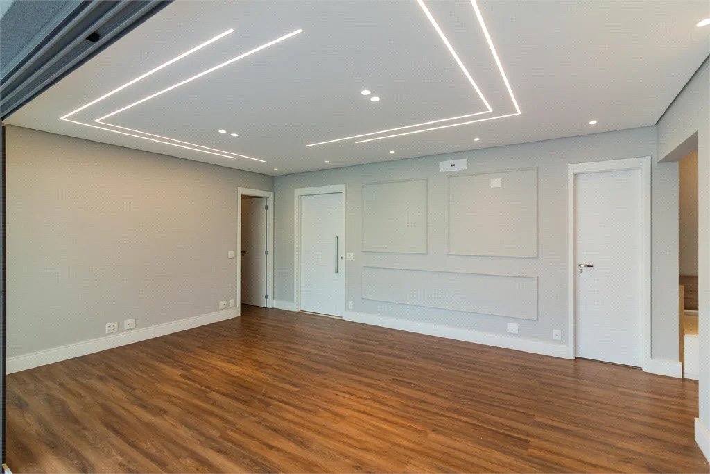 Apartamento à venda com 3 quartos, sendo 2 suítes, em Pinheiros, São Paulo, SP