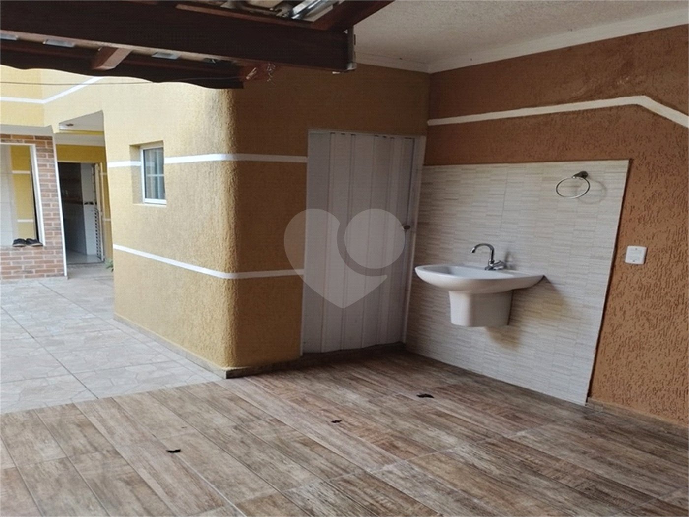 Sobrado à venda com 4 quartos no Brasilândia, São Paulo, SP