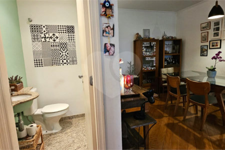 Apartamento à venda com 3 quartos, sendo 2 suítes, em Pinheiros, São Paulo, SP