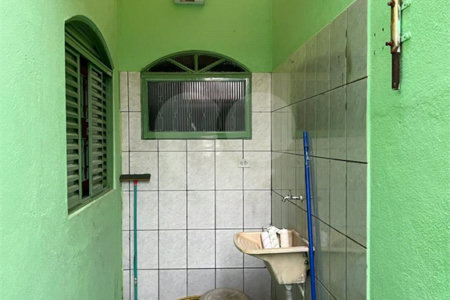 Casa à venda com 3 quartos, sendo 1 suíte, em Loteamento Residencial Vista Linda, São José dos Campos, SP