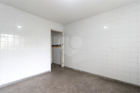 Sobrado à venda com 3 quartos, sendo 1 suíte,  em Real Parque, São Paulo, SP