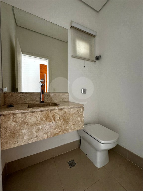 Casa à venda com 4 quartos, sendo 2 suítes,  no condomínio Montblanc, Sorocaba - SP