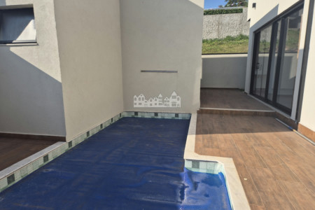 Casa térrea à venda com 4 quartos, sendo 2 suítes, no condomínio Alto da Floresta, Bom Jesus dos Perdões - SP