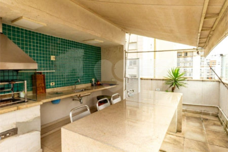 Apartamento à venda ou para alugar com 3 quartos, sendo 1 suíte, em Moema, São Paulo, SP