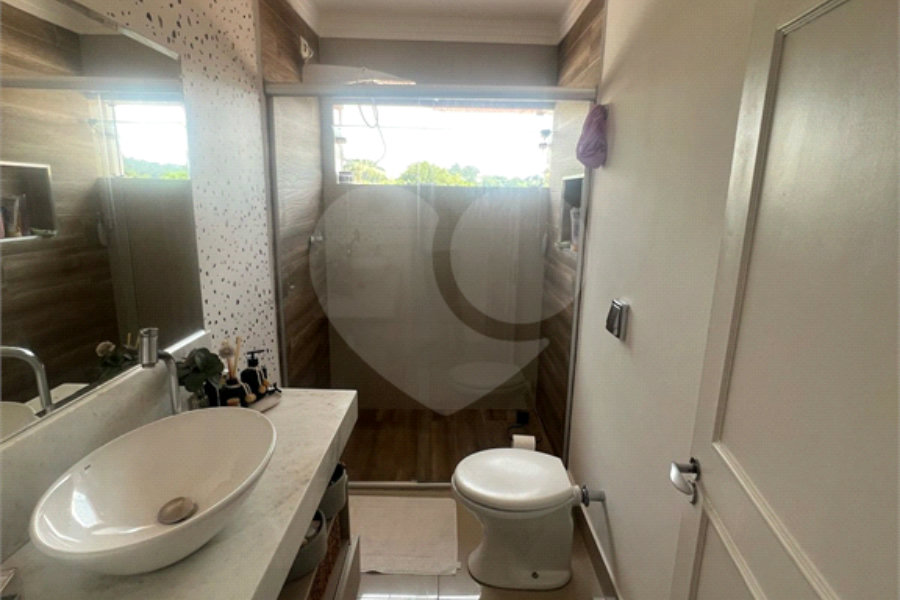 Sobrado à venda com 3 quartos, sendo 1 suíte,  em Vila Irmãos Arnoni, São Paulo, SP