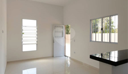 Villagio à venda com 2 quartos no Centro, Bom Jesus dos Perdões, SP