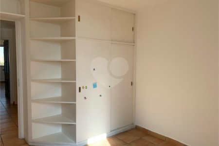 Apartamento à venda com 3 quartos, sendo 1 suíte, em Alto da Boa Vista, São Paulo, SP