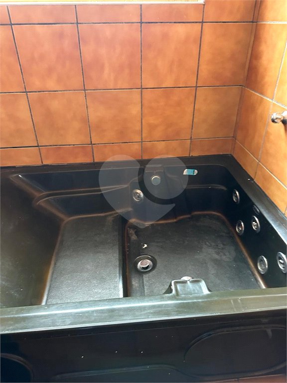Casa à venda ou para alugar com 3 quartos, sendo 1 suíte, em Vila Andrade, São Paulo, SP