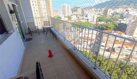Apartamento à venda com 2 quartos, sendo 1 suíte,  em Maracanã, Rio de Janeiro, RJ