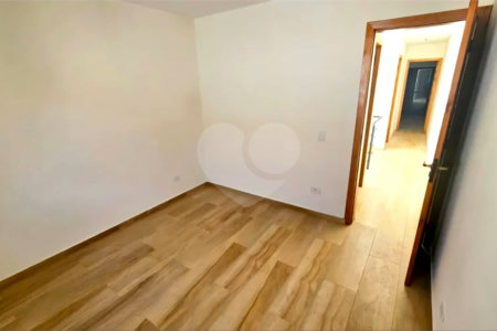 Casa à venda com 3 quartos, sendo 1 suíte, em Cidade dos Bandeirantes, São Paulo, SP