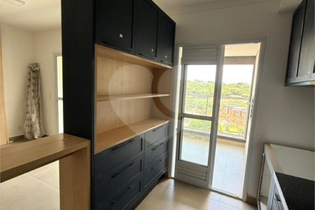 Apartamento para alugar com 3 suítes em Vila Helena, Atibaia, SP