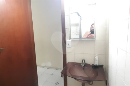 Casa à venda com 3 quartos, sendo 1 suíte, em Vila Nivi, São Paulo, SP