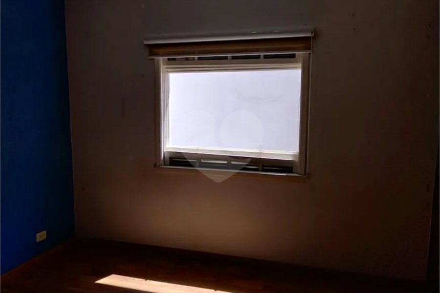 Casa à venda com 3 quartos, sendo 1 suíte,  em Vila Mariana, São Paulo, SP