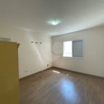 Sobrado à venda com 3 quartos, sendo 1 suíte, em Jardim Rosa de Franca, Guarulhos, SP
