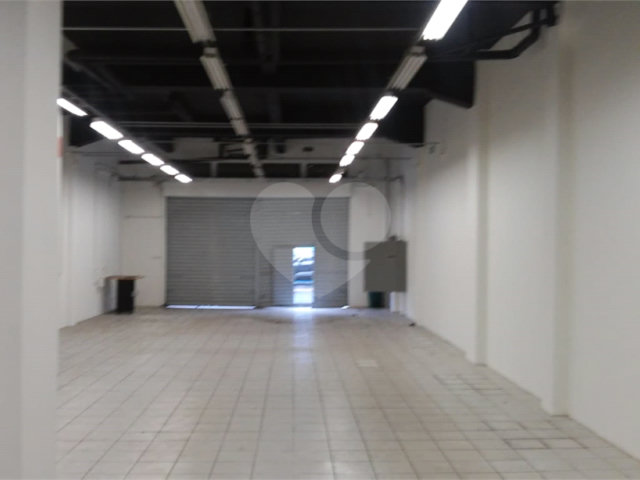 Prédio à venda em Santana, São Paulo, SP