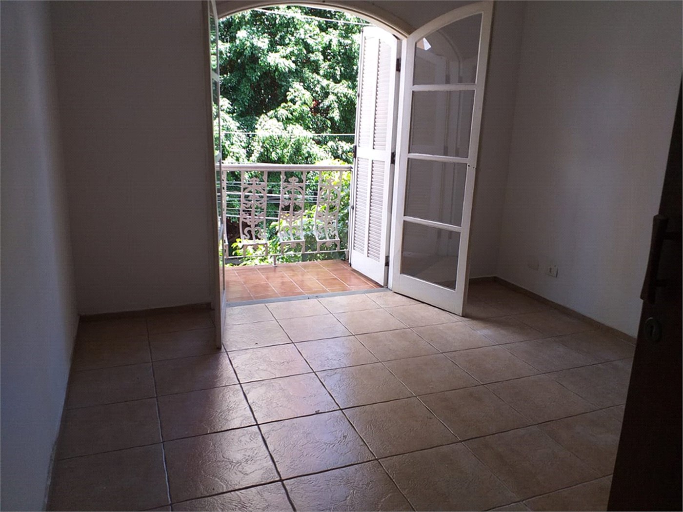 Sobrado à venda com 3 quartos, sendo 1 suíte, em Vila Gustavo, São Paulo, SP
