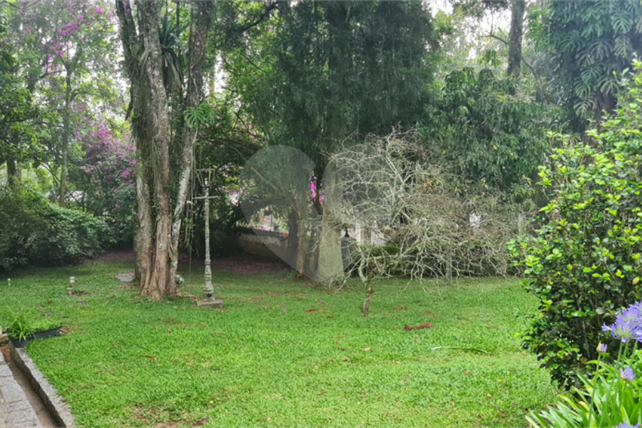 Casa à venda com 4 suítes no condomínio Jardim da Montanha I, Mairiporã - SP