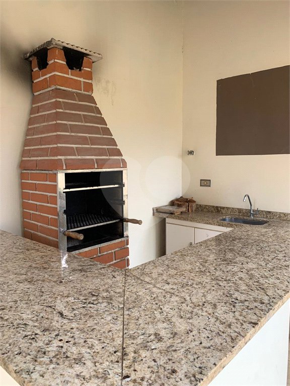 Sobrado à venda com 3 quartos, sendo 1 suíte, em Parque Residencial Rafael Alcalá, Porto Feliz, SP