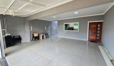 Casa à venda com 3 quartos, sendo 2 suítes, em Portal dos Pinheiros Ii, Itapetininga, SP