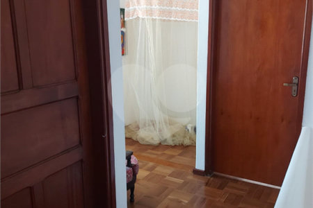 Casa à venda com 3 quartos em Anhangabaú, Jundiaí, SP