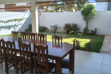 Casa à venda com 3 suítes no condomínio Damha III, São Carlos - SP