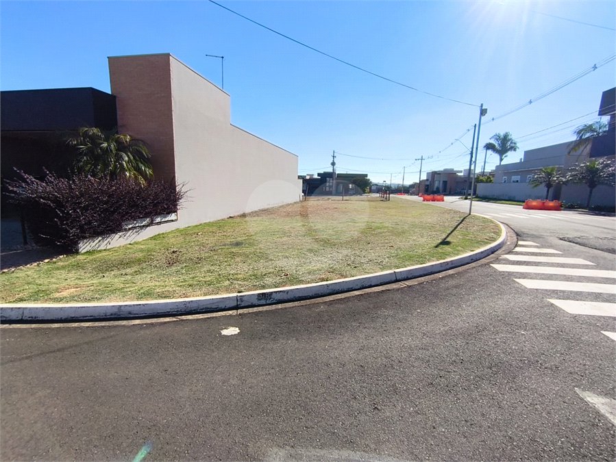 Terreno à venda em Residencial Lago dos Ipês, Itapetininga, SP