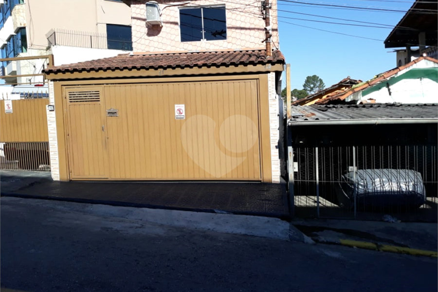 Sobrado à venda com 3 quartos em Vila Renata, Guarulhos, SP