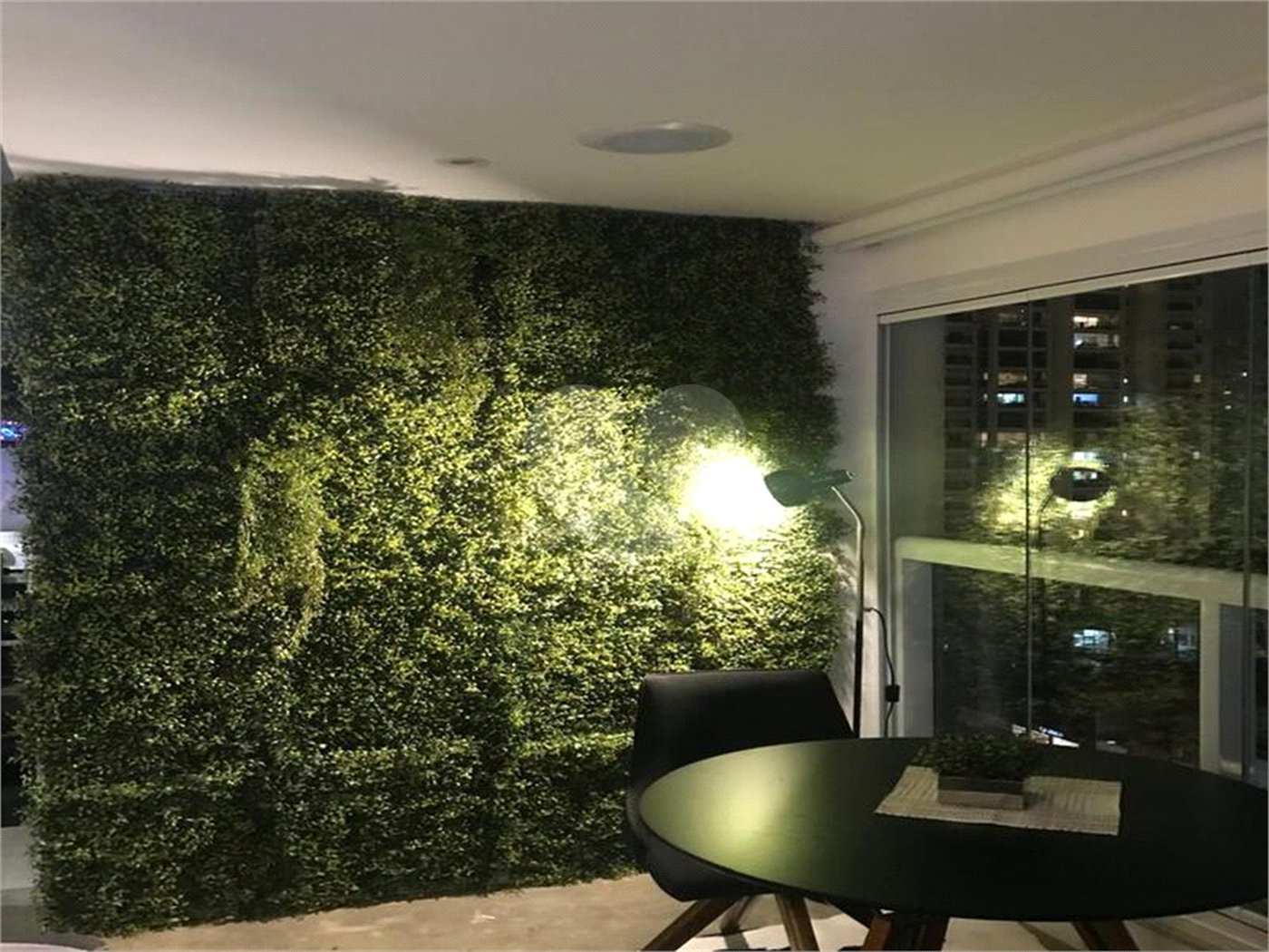 Apartamento para alugar com 1 suíte em Indianópolis, São Paulo, SP