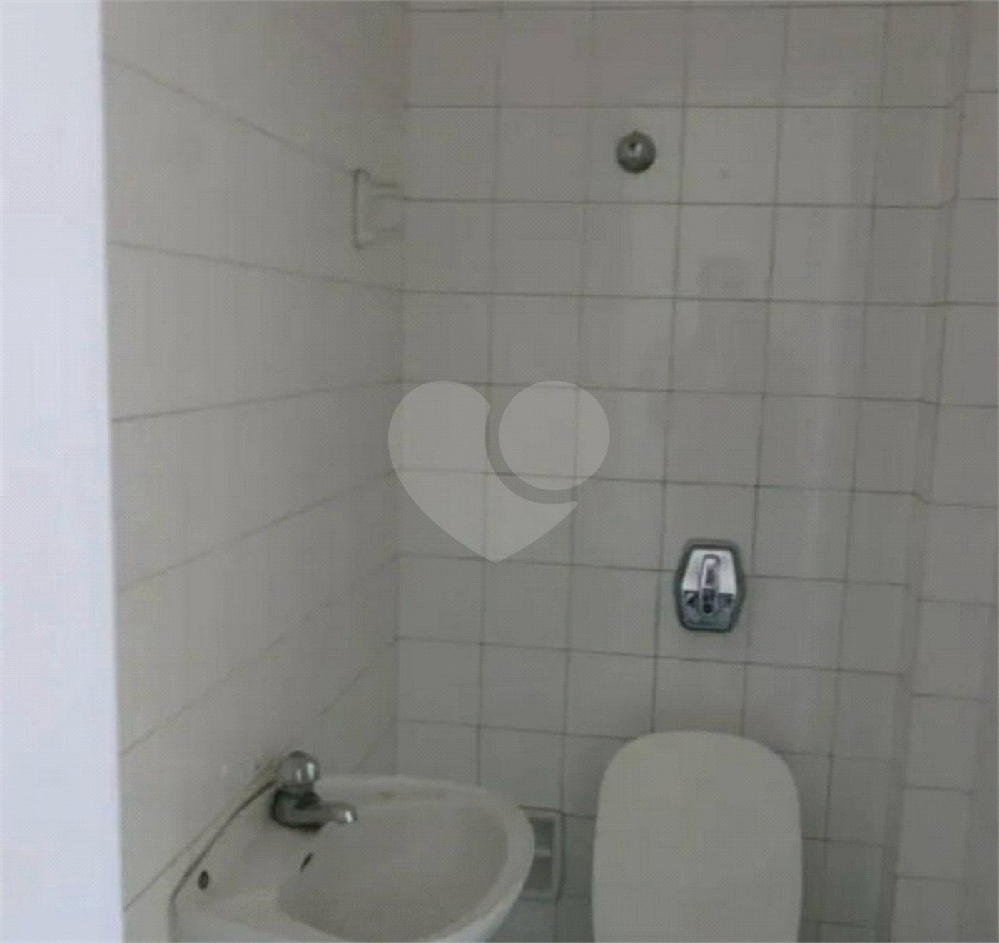 Apartamento à venda com 3 quartos, sendo 1 suíte, em Jardim Paulista, São Paulo, SP