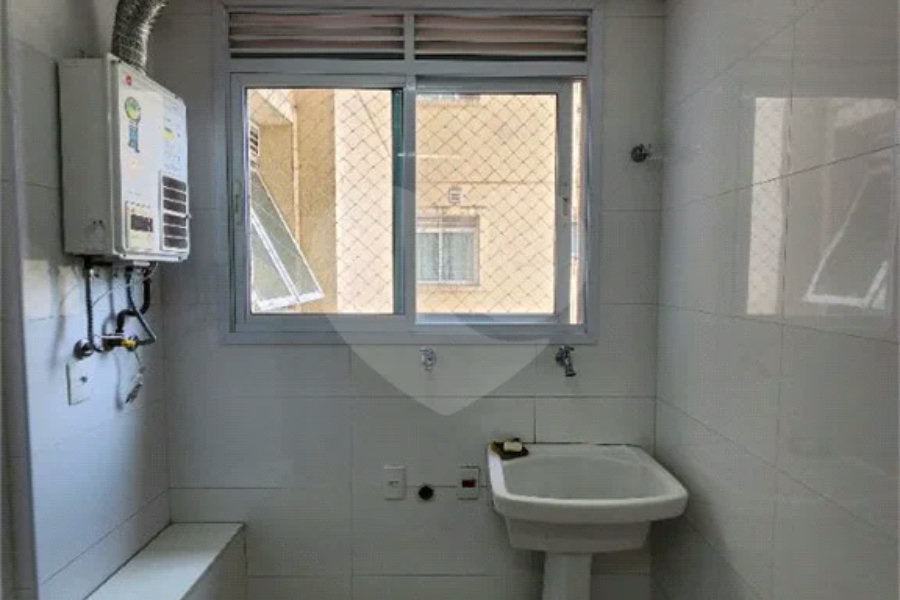 Apartamento à venda com 3 suítes em Santana, São Paulo, SP
