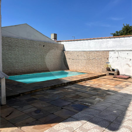 Casa Térrea à venda com 3 quartos, sendo 1 suíte,  em Socorro, São Paulo, SP
