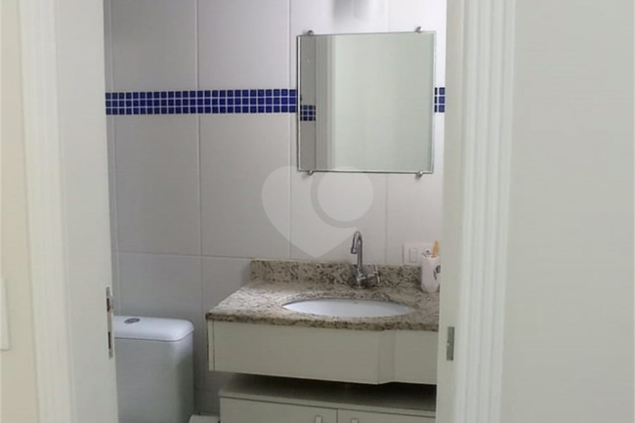 Casa à venda com 2 suítes no condomínio Residencial Pavoni I, São Paulo - SP