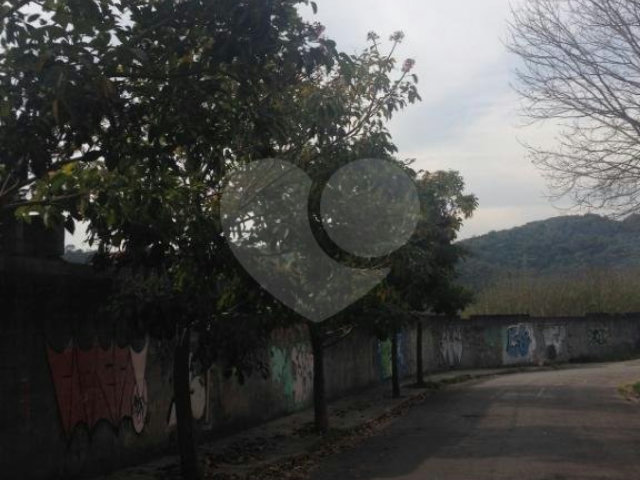 Terreno à venda no condomínio Sem Nome, São Paulo - SP