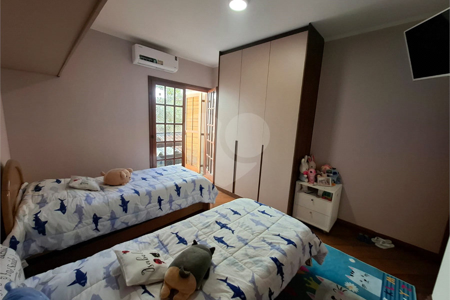Sobrado à venda com 3 quartos, sendo 2 suítes, em Santana, São Paulo, SP