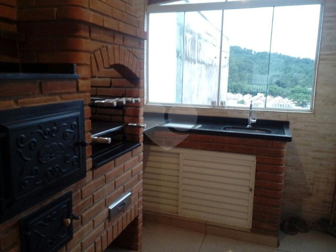 Sobrado à venda com 3 quartos, sendo 1 suíte, em Tremembé, São Paulo, SP