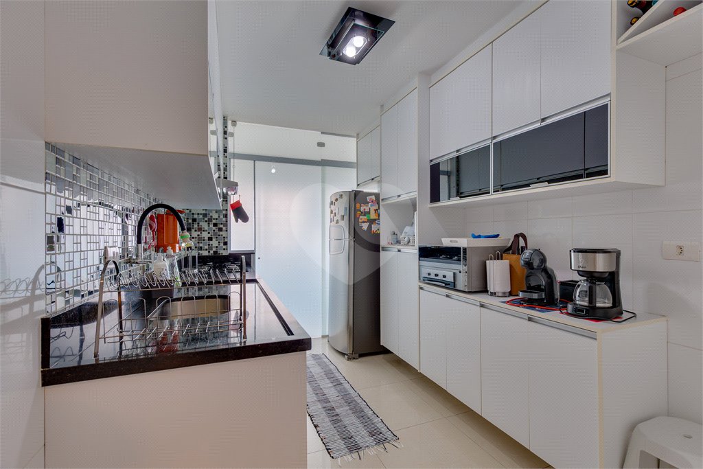 Apartamento à venda com 2 quartos, sendo 1 suíte, em Alto da Boa Vista, São Paulo, SP