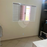 Casa à venda com 4 quartos, sendo 1 suíte, no condomínio Copacabana., Ribeirão Preto - SP