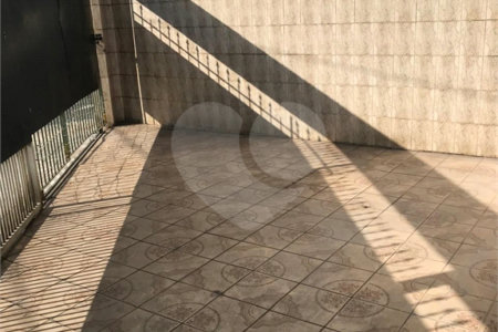 Sobrado à venda com 4 quartos, sendo 2 suítes, em Vila Aurora (zona Norte), São Paulo, SP